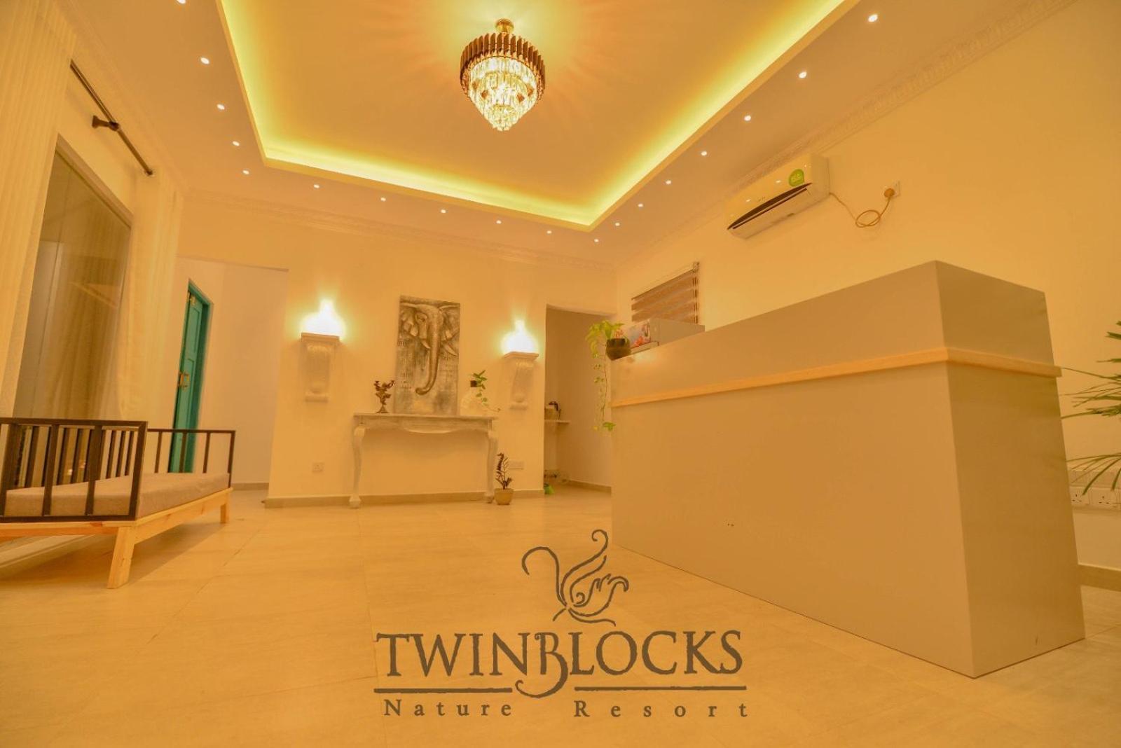 Twin Blocks Nature Resort 아누라다푸라 외부 사진